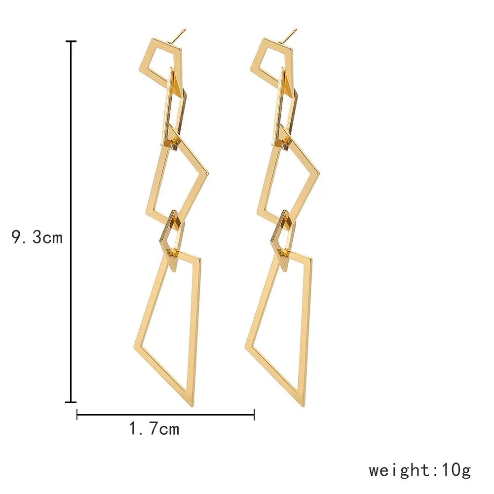 Long hanging chain earring