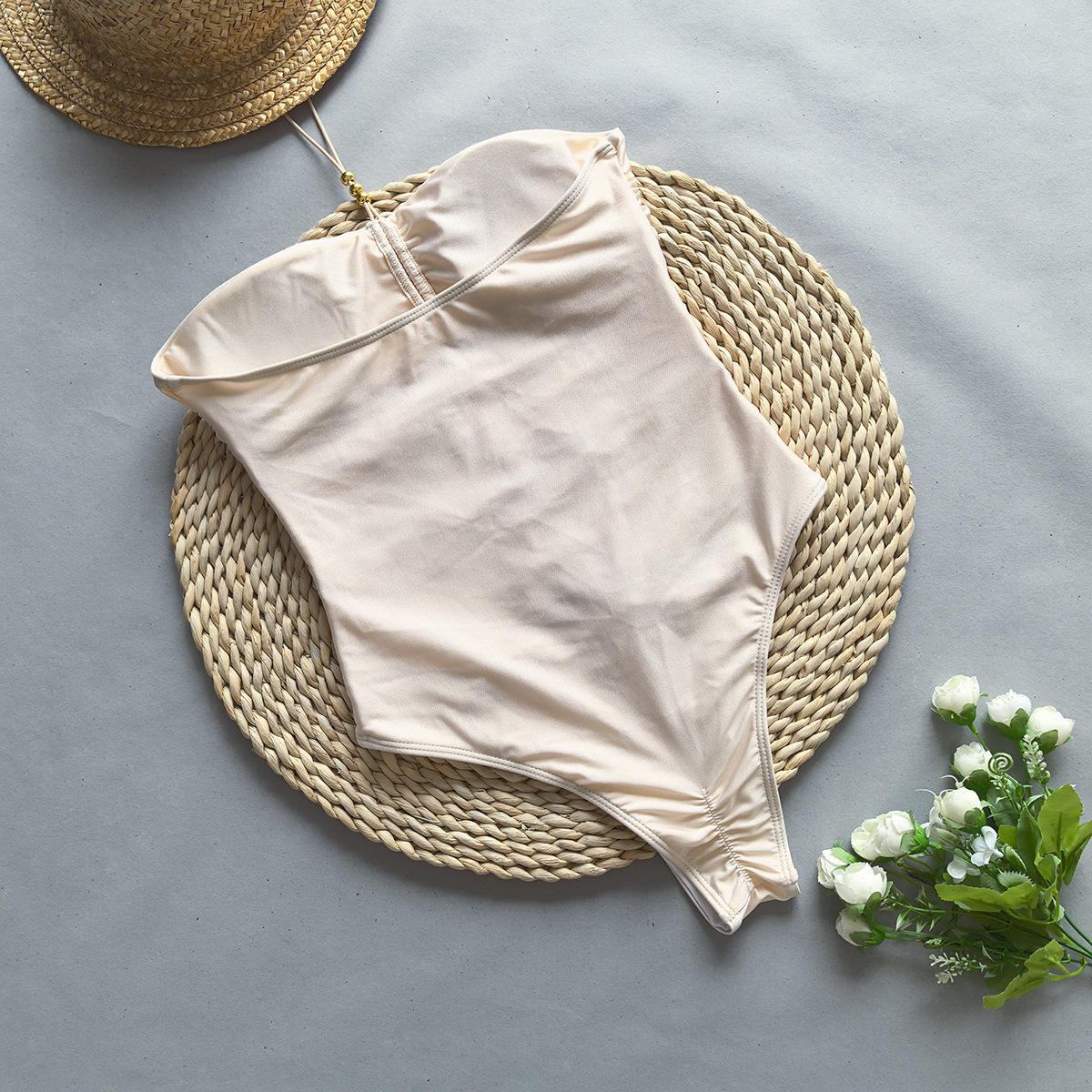 White colour confirmable bikini