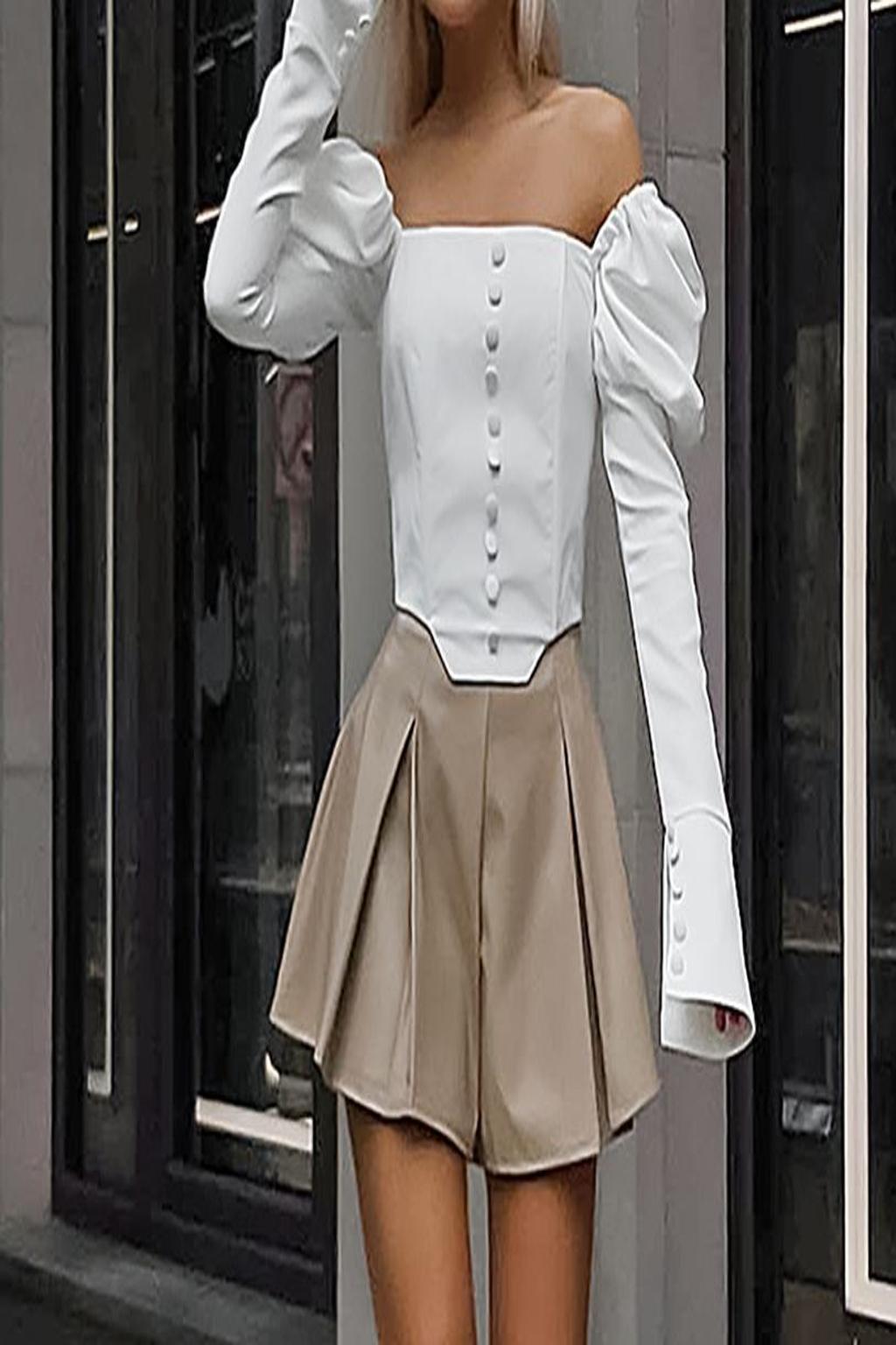 Balloon hand white crop top