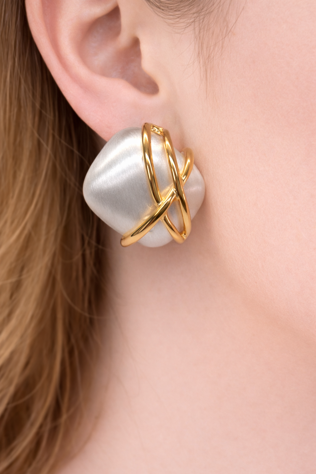 Orbit Pebble Studs