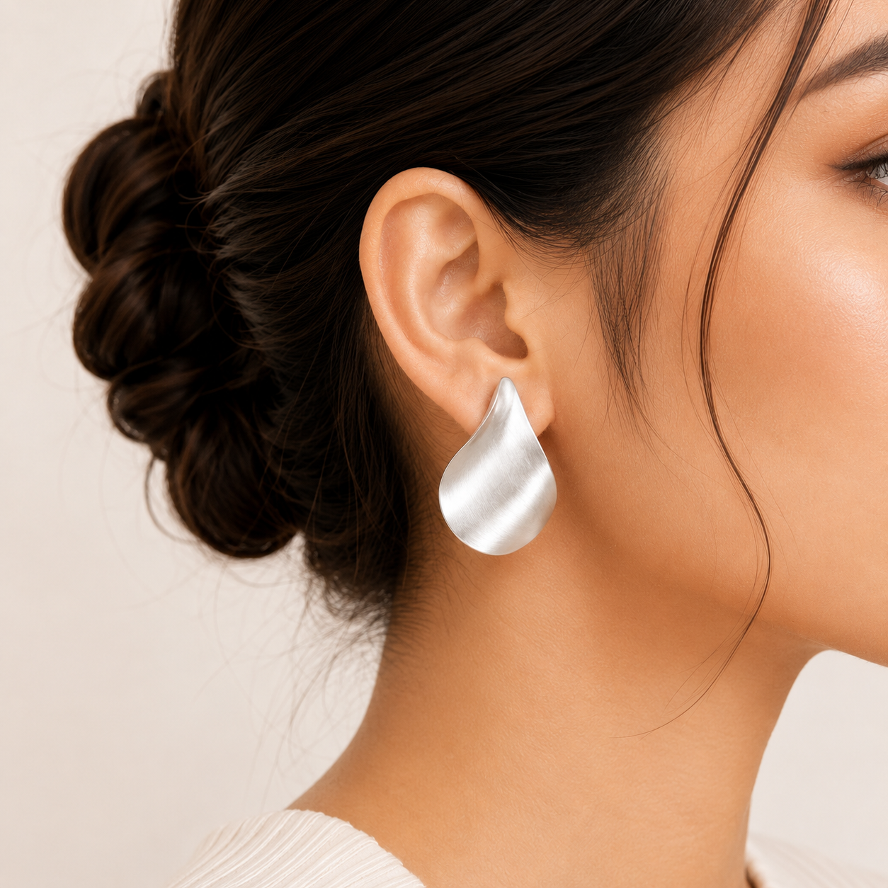 Silver Teardrop Earrings