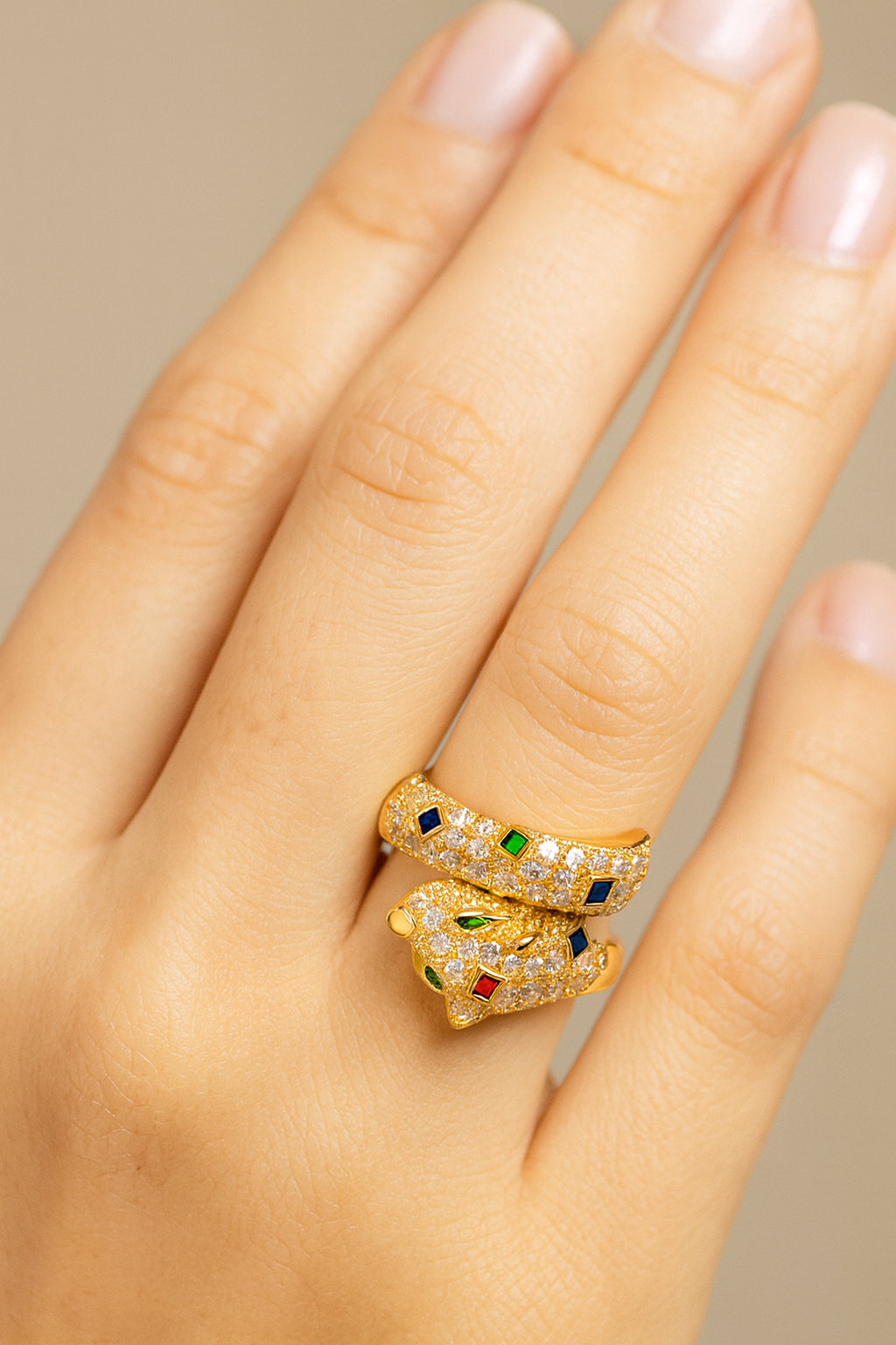 Gold tiger face crystal ring