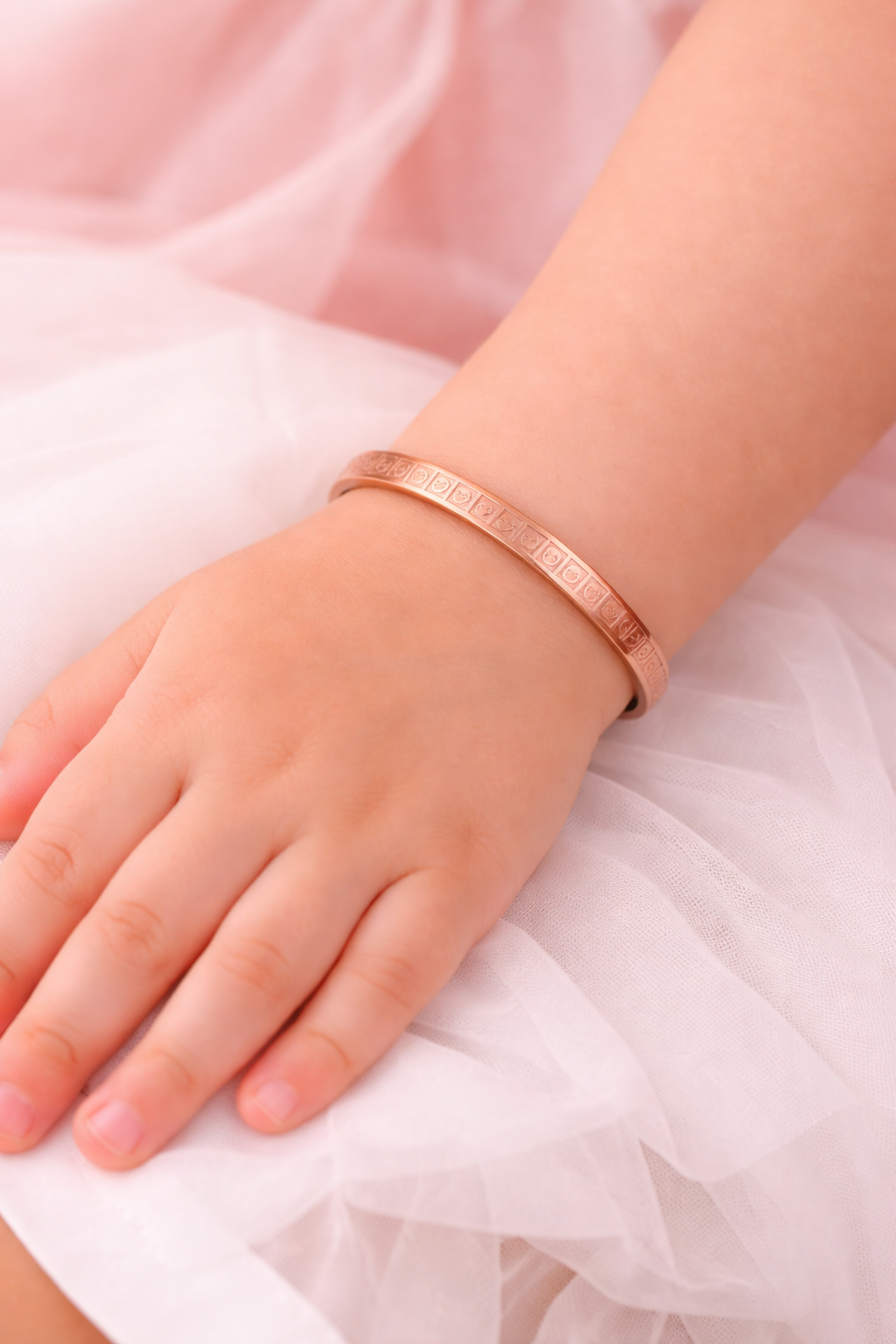 Round Design Rose Gold cartier Bracelet