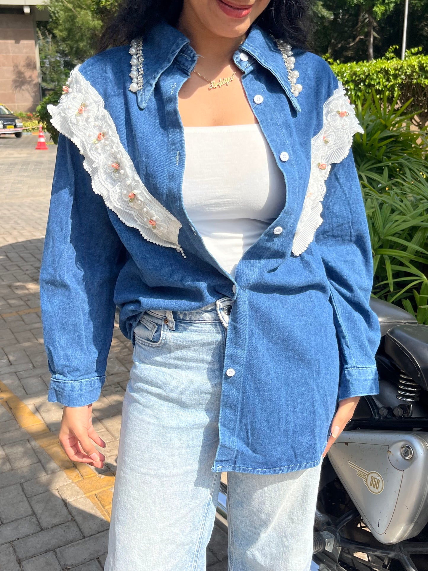Full sleeve embroidery denim shirt for women's