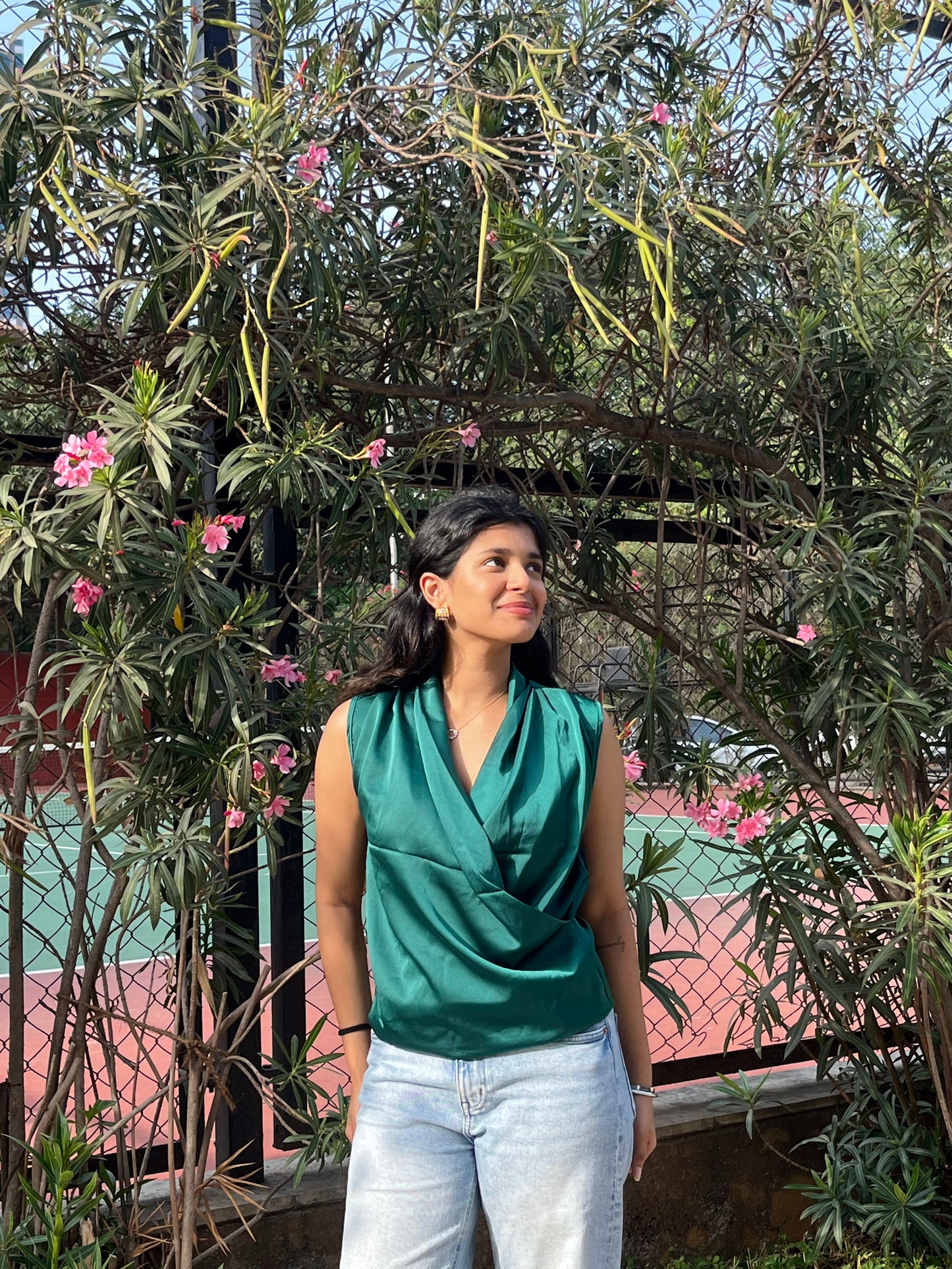 Green v neck sleeveless top for women's