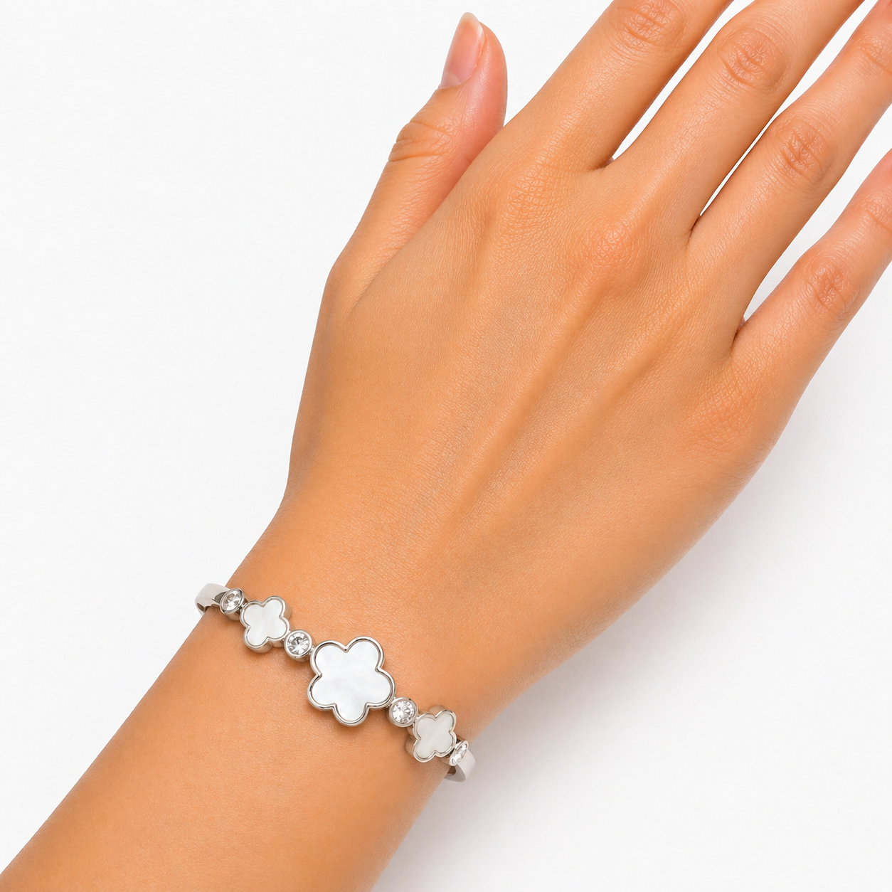 Silver Plated Clover Flower Charming Bracelets