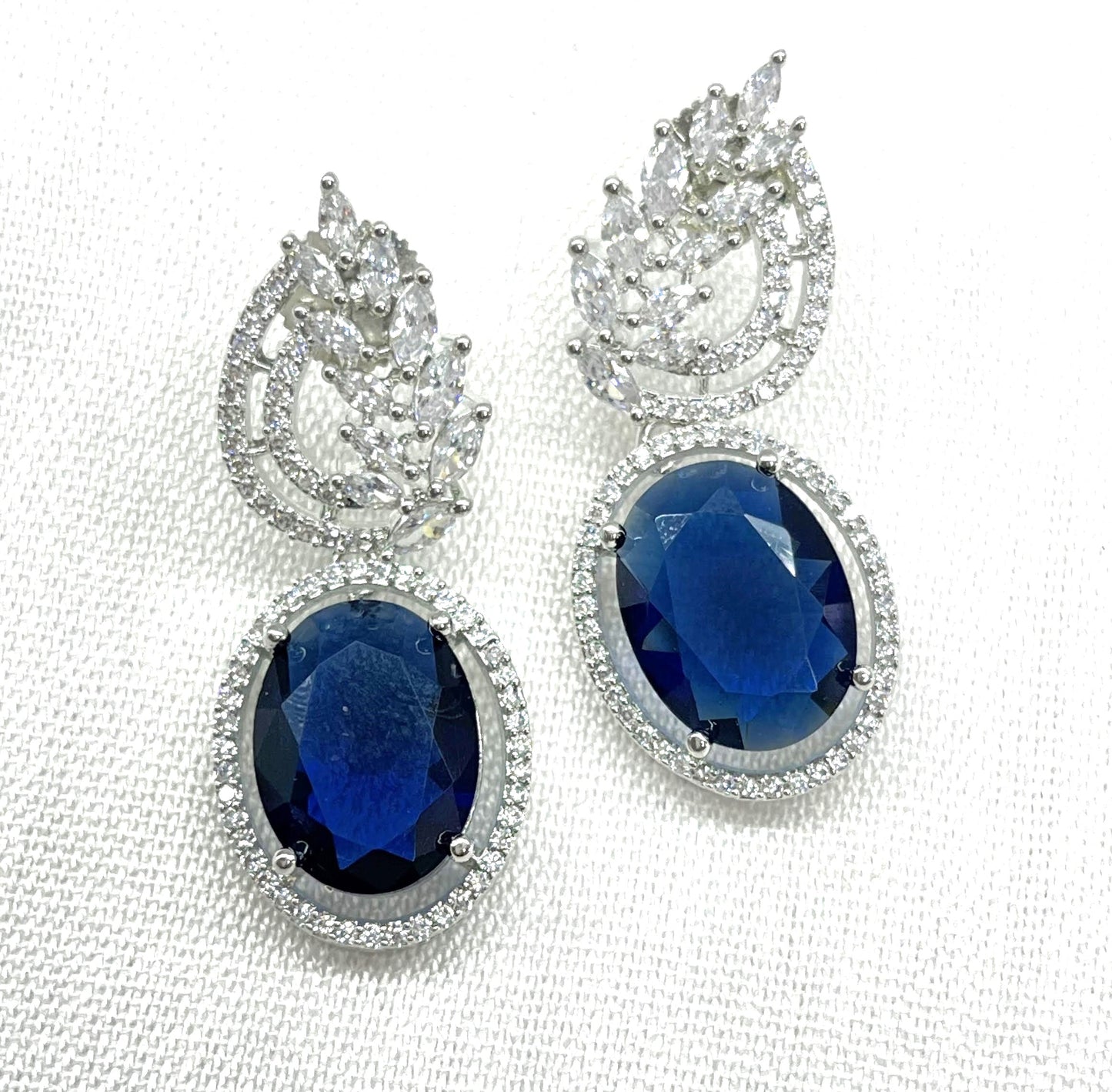 Blue drop diamond with white stone finishing