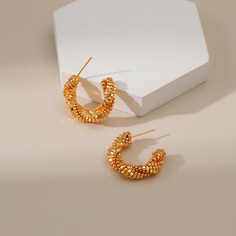 Twister shiny gold dangles