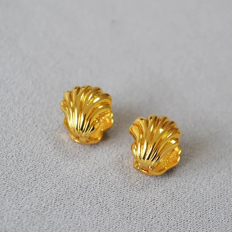 Pretty mini gold hinged hoop earring