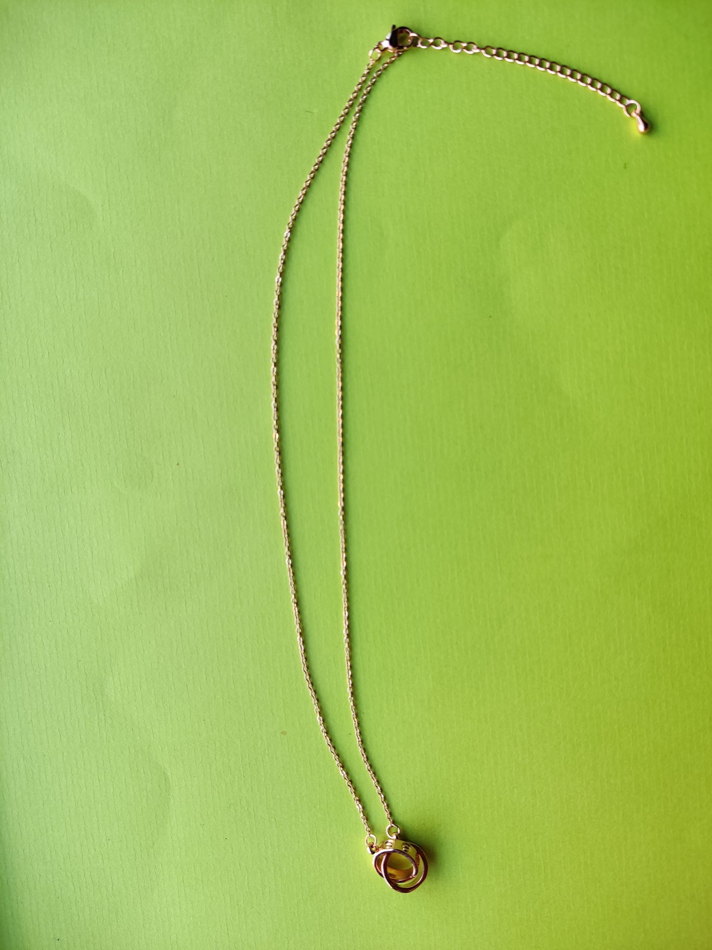 oval shape pendent rose gold necklace