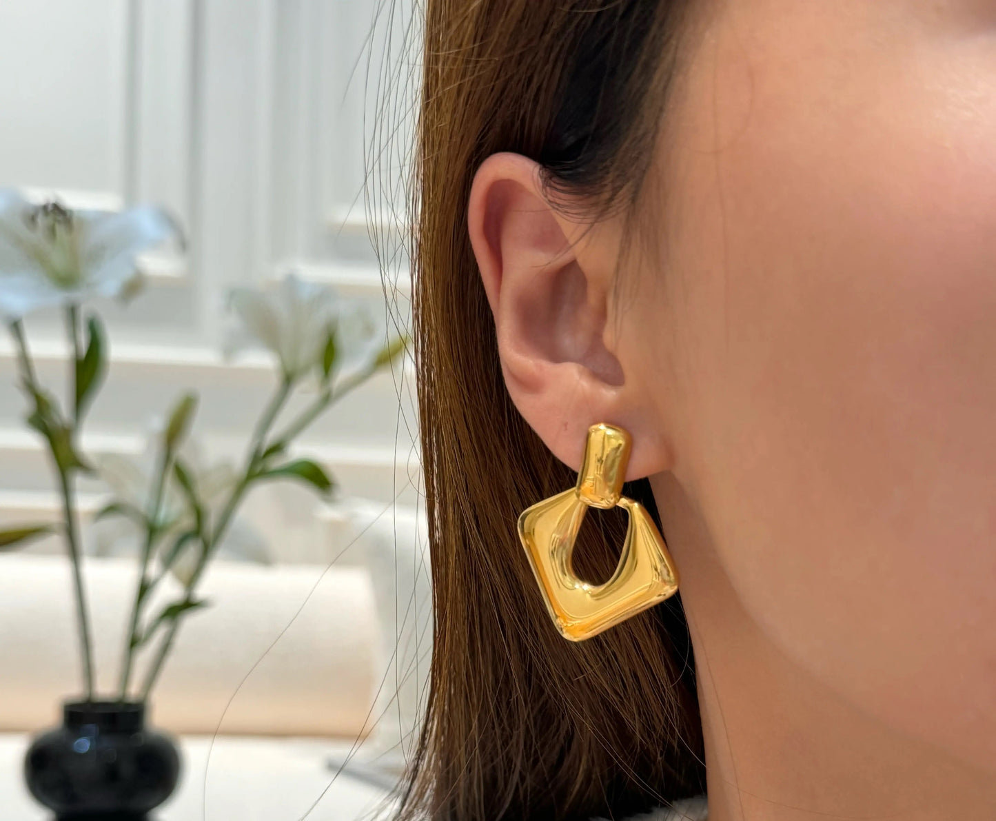 square golden hoop