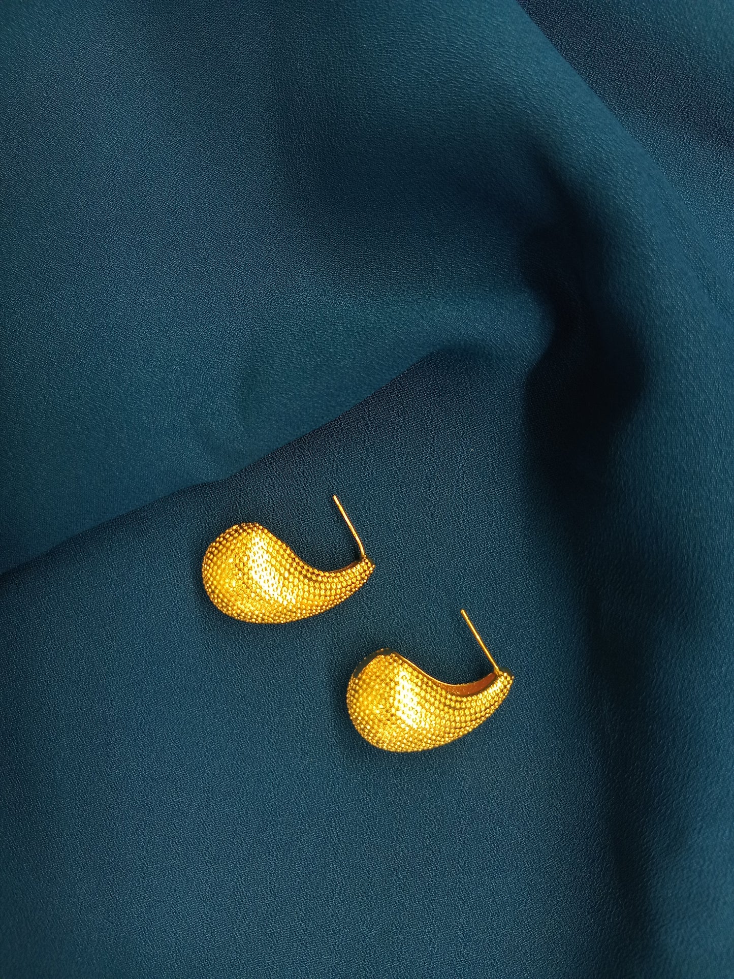 Gold Plated Water Drop With Fancy Look Earring