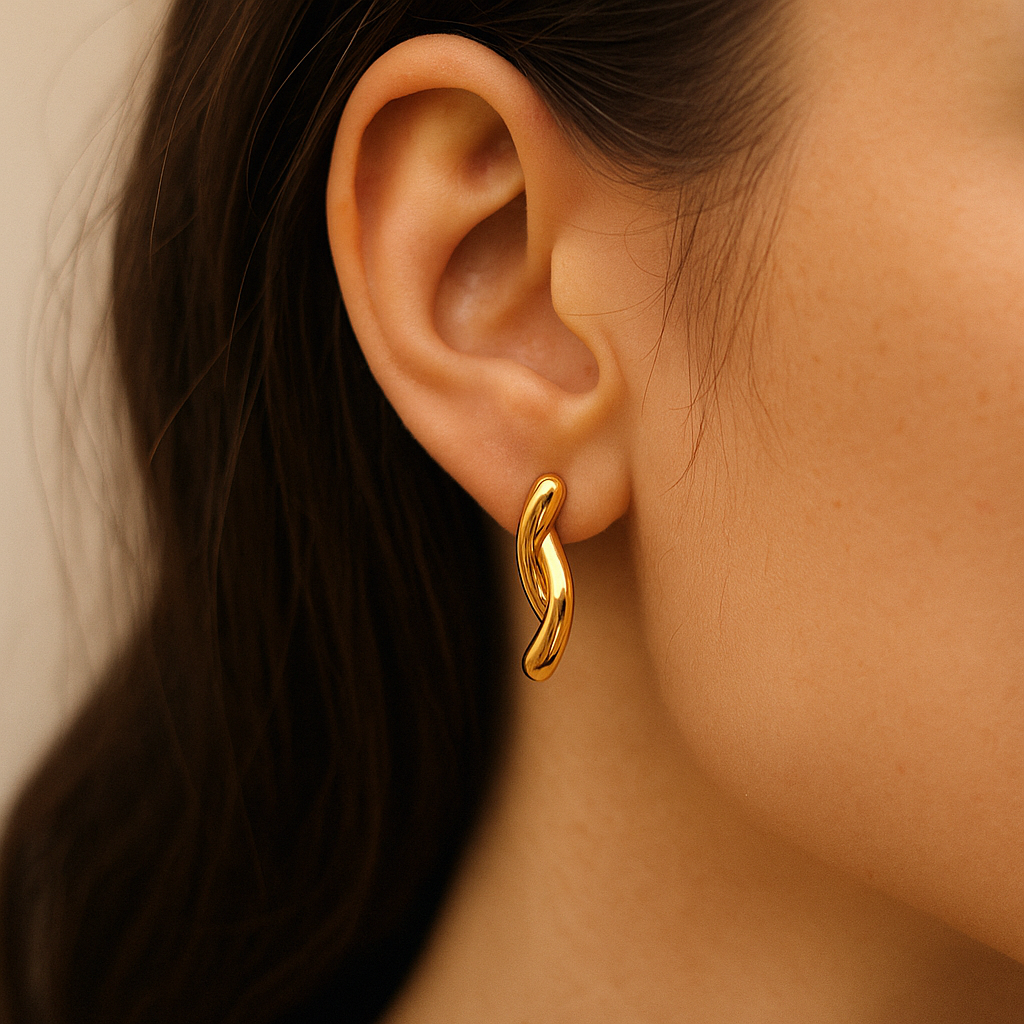 Gold Plated Curve Style Fashionable Earring