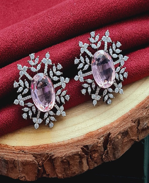 Snowflow style with pink diamonds stud earring