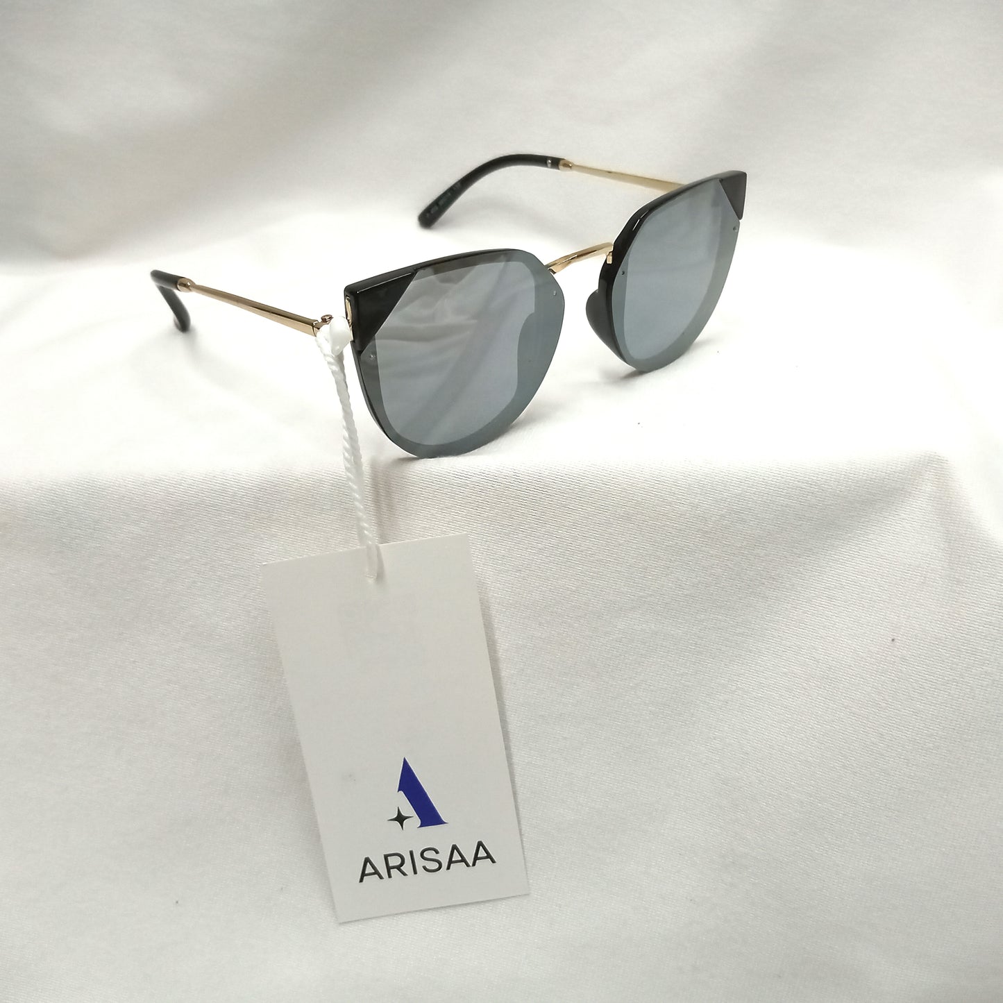Cat Eye Sunglasses With Grey Color