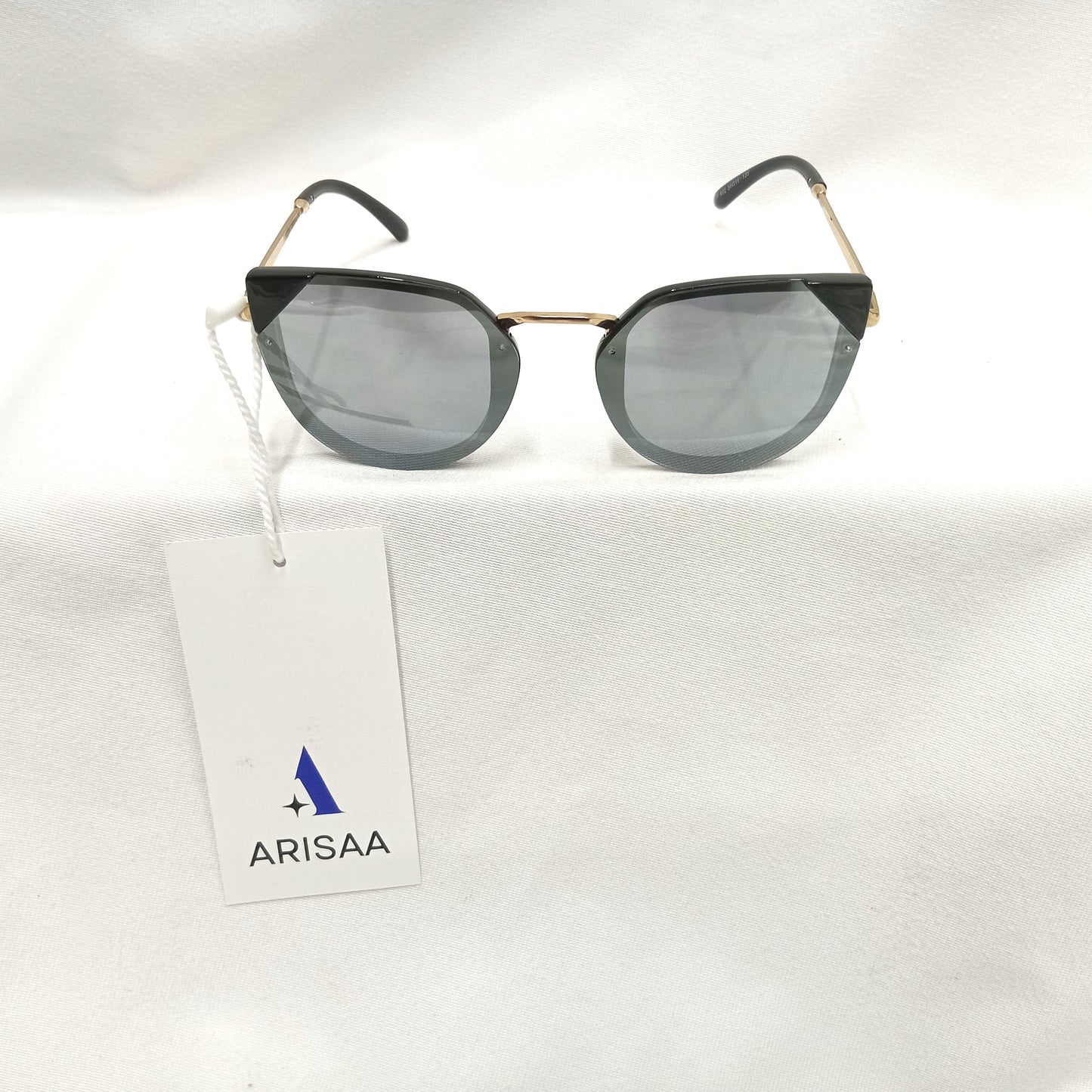 Cat Eye Sunglasses With Grey Color