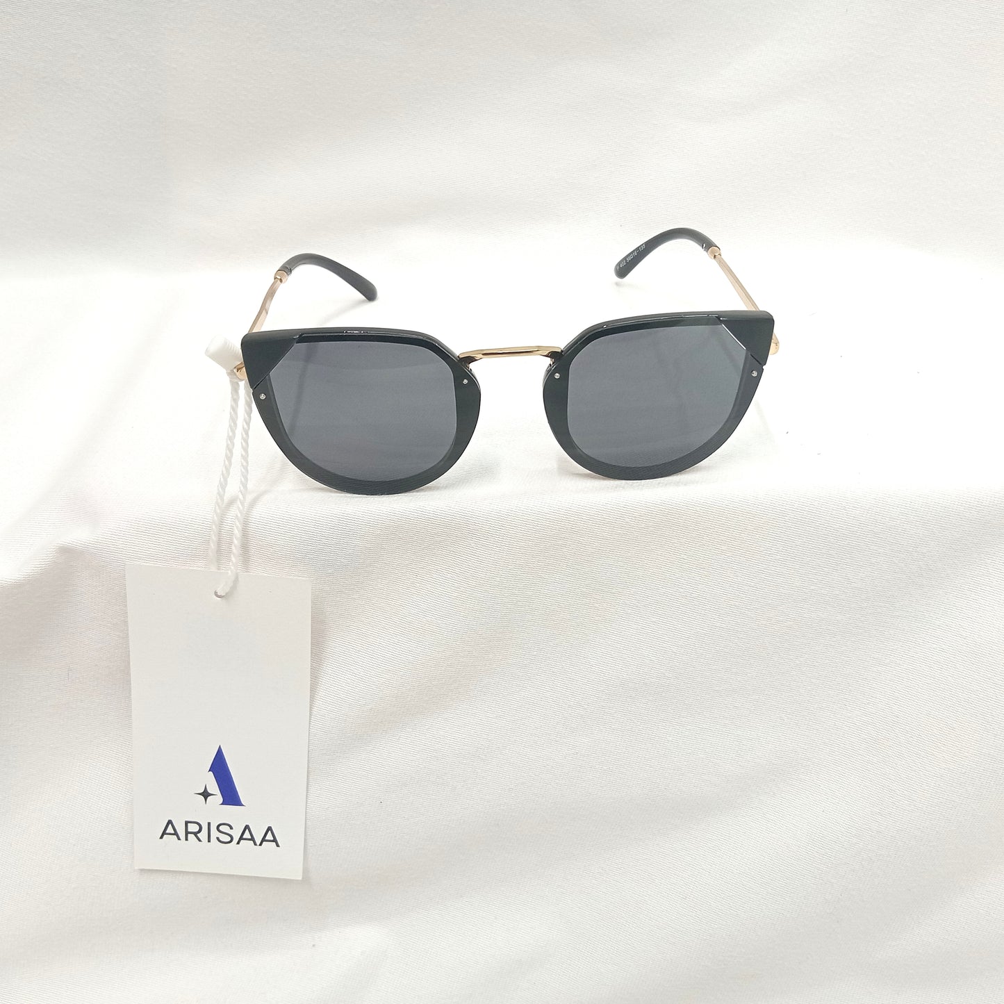 Cat Eye Sunglasses With Black Color