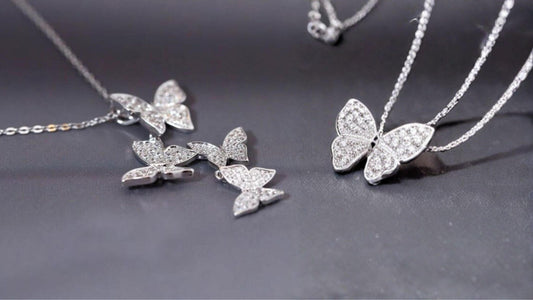 The Best Necklace for Every Neckline (With Visual Guide)