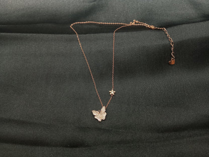 Simple Butterfly Style Pedant Necklace