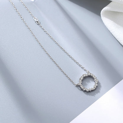 Simple crystal round silver necklace