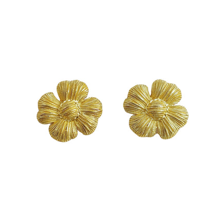 Gold flower matt finish stud earring