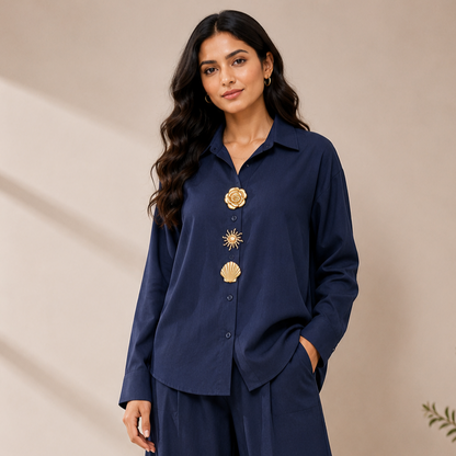 Simple Shirt With Elegance Broches