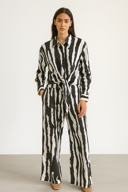 Big Zebra Line Print Cord Set For Ladies