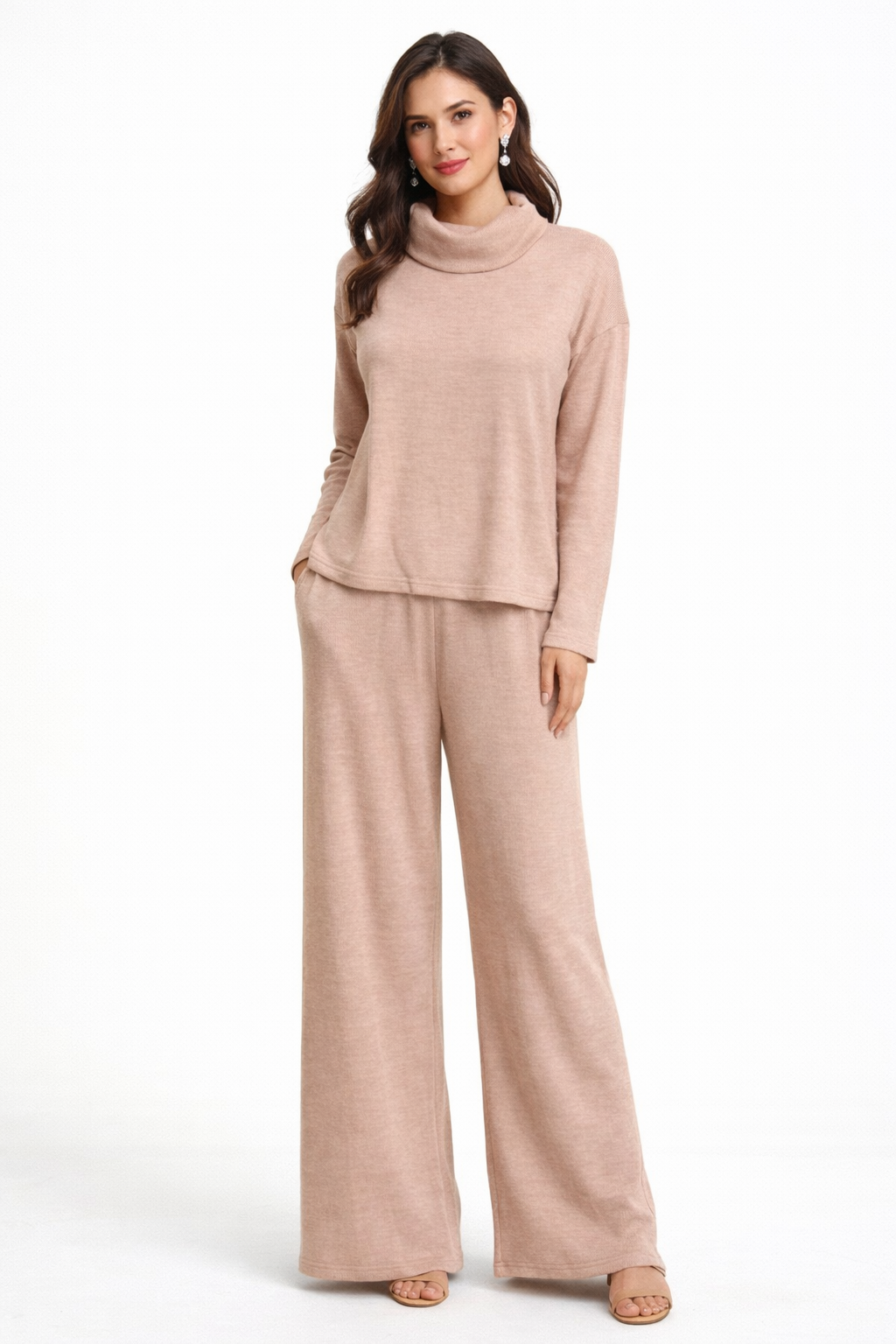 Cool Look Long Hand T-Shirt Cord Set For Women