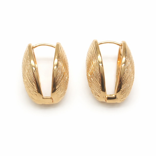 Golden Feather Curve Hoops