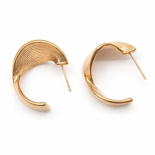 Aurora Curve Statement Hoops
