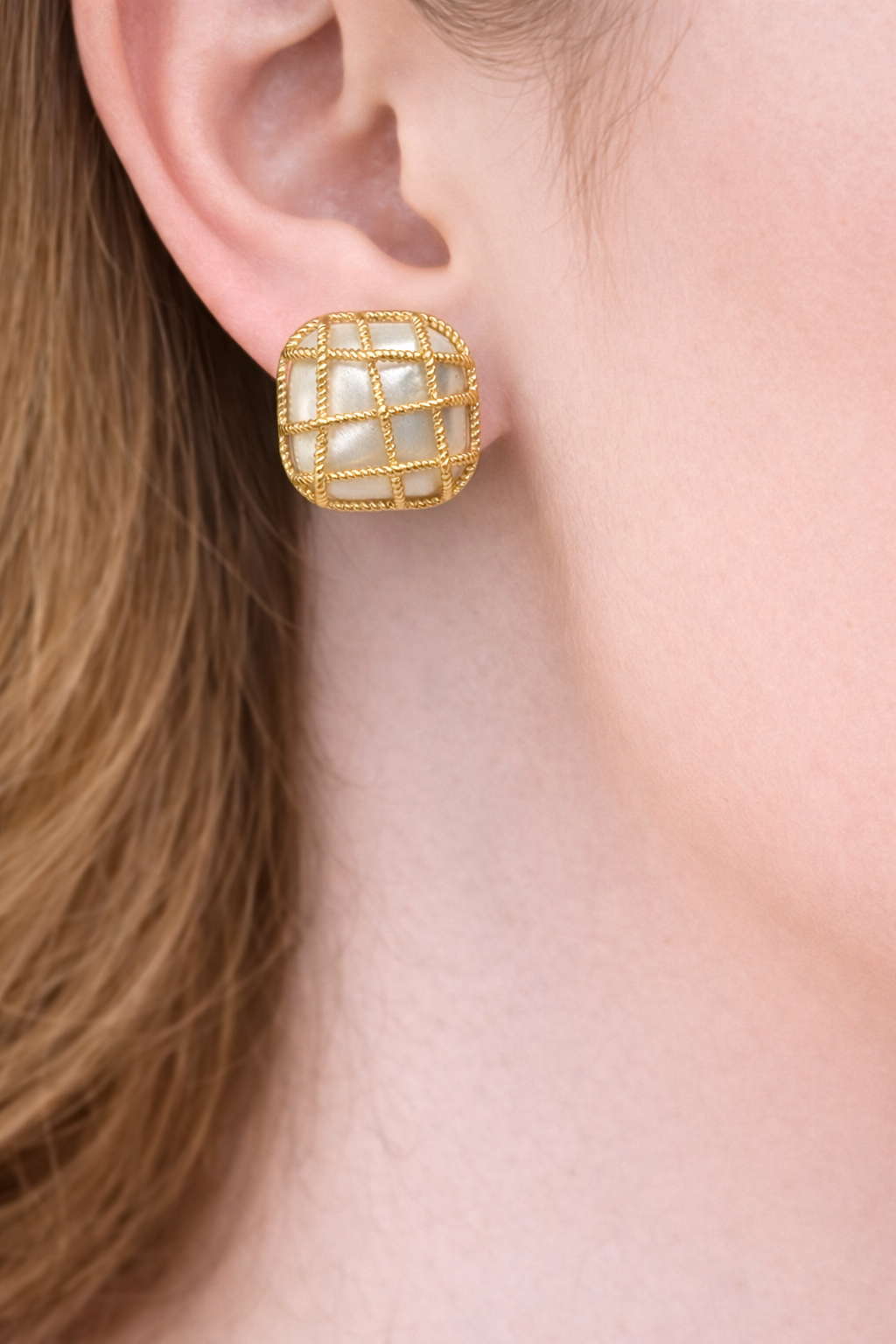 Pearl Grid Studs
