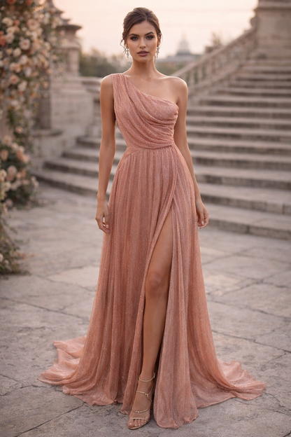 Lovely Look Long Gown For Wedding Season