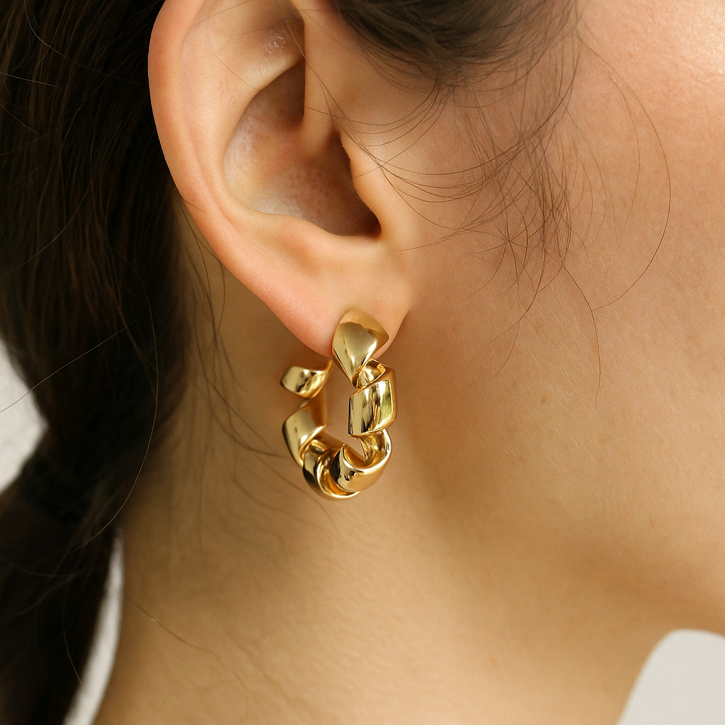 Gold small twisted rope circle designer earring