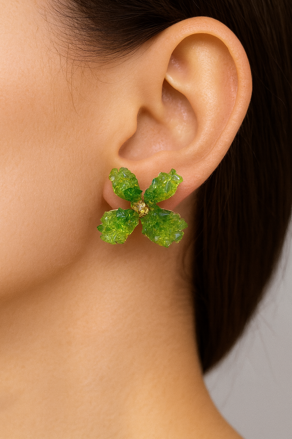 Green flower crystal earring