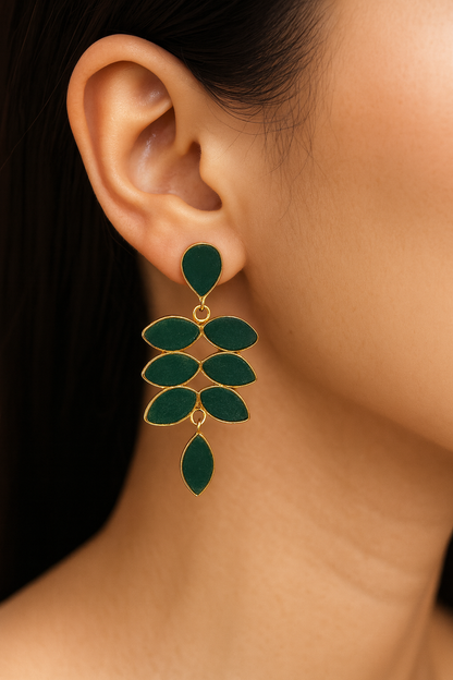 Leaf earring with green stone