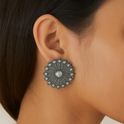 Traditional stud earring