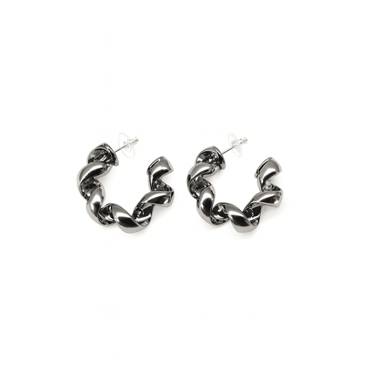 Silver twisted rope circle design earring