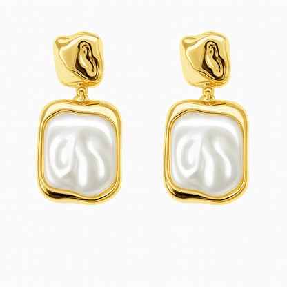 Rectangle pearl earring