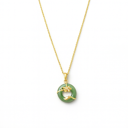 Green Colour Round Shape With Flower Design Pedant With Gold Chain Necklace