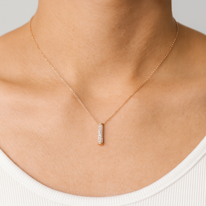 White diamond line squer pendant necklace