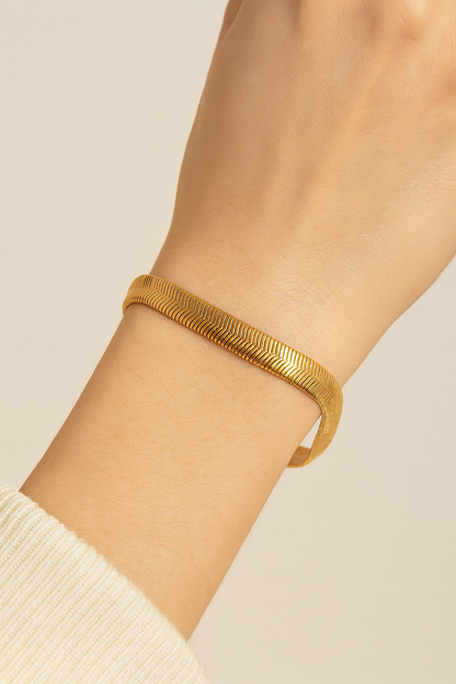 Gold plated adjustable bracelet