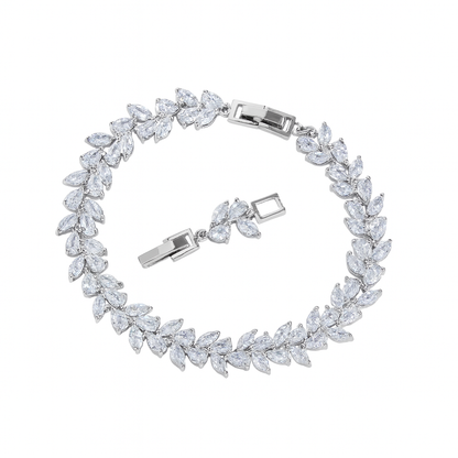 White leaves diamond bracelet.