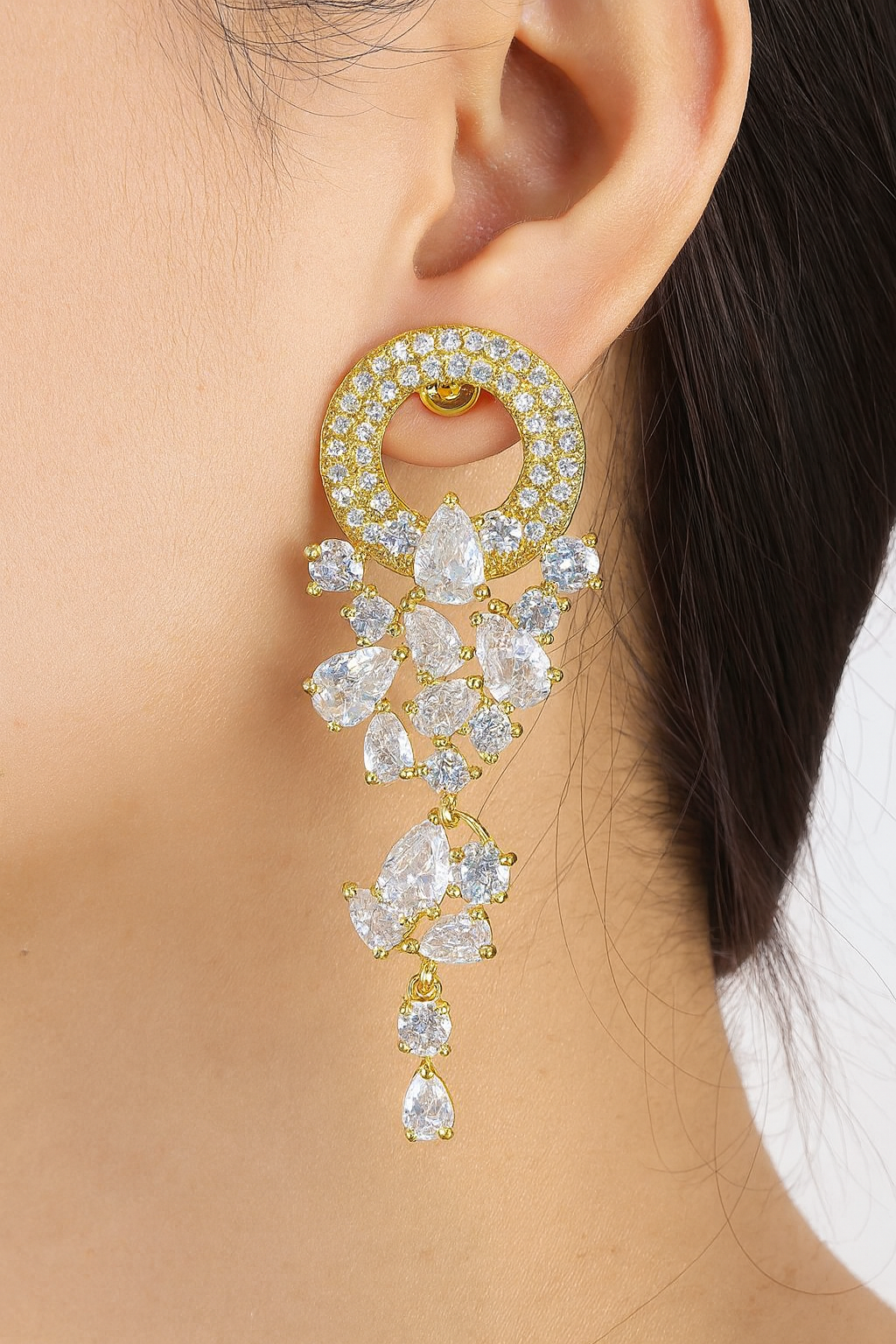 Heavy look gold plated drop style diamonds ear spike earring