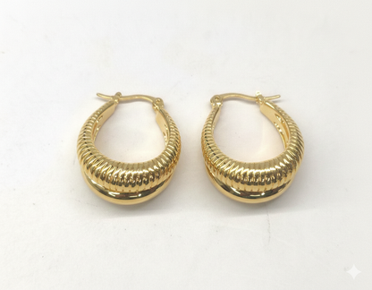 Unique two design hoop earring