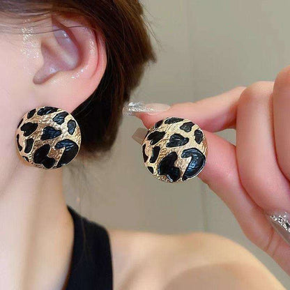 Black Enamel Rounded Golden Stud Earring