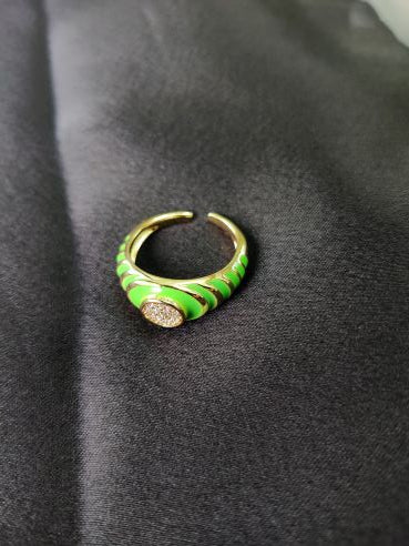 Parrot colour fancy look ring