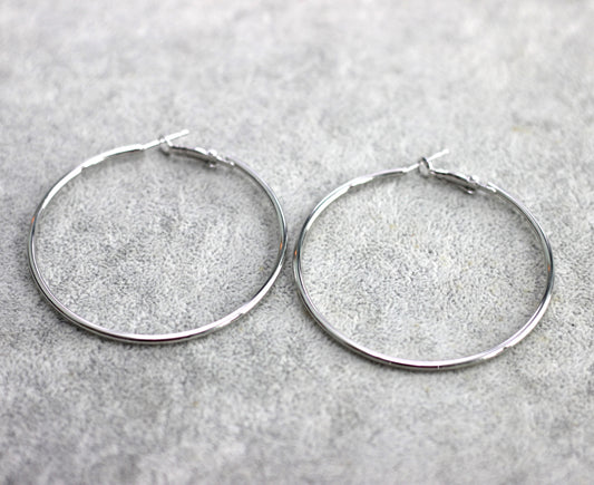 Shiny silver big hoop earring