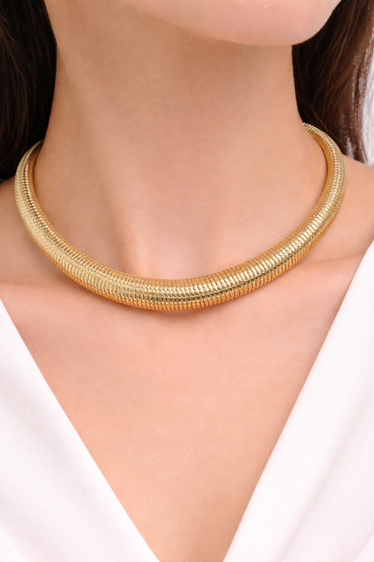 Long gold spring design neck choker for women's