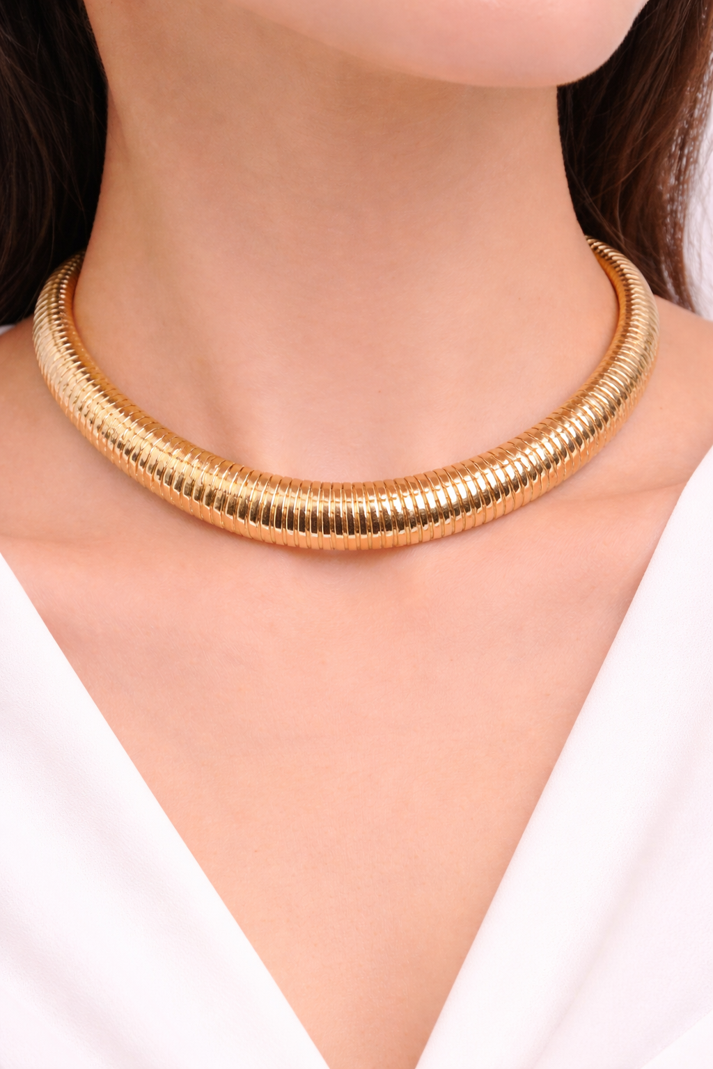 Gold fancy look necklace for women