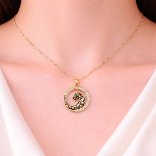 Charming leopard style pedant gold chain necklace
